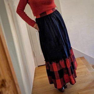 Vintage 70s Made in Ireland 100% Wool Navy Maxi Skirt w/Plaid Trim, Sz. 2-4